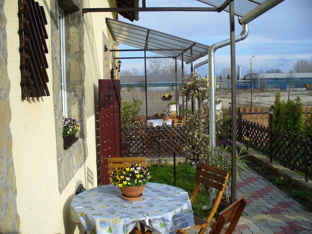 Pleiveisz Apartman Sárvár Стая снимка